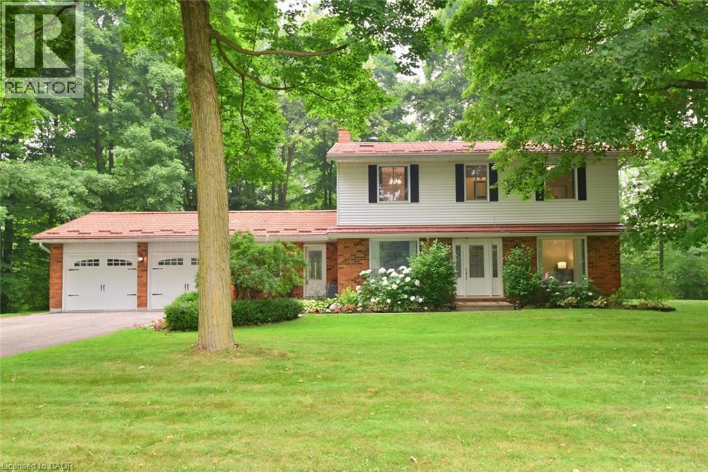 421 8Th Concession Road E, Carlisle, ON - Outdoor With Facade