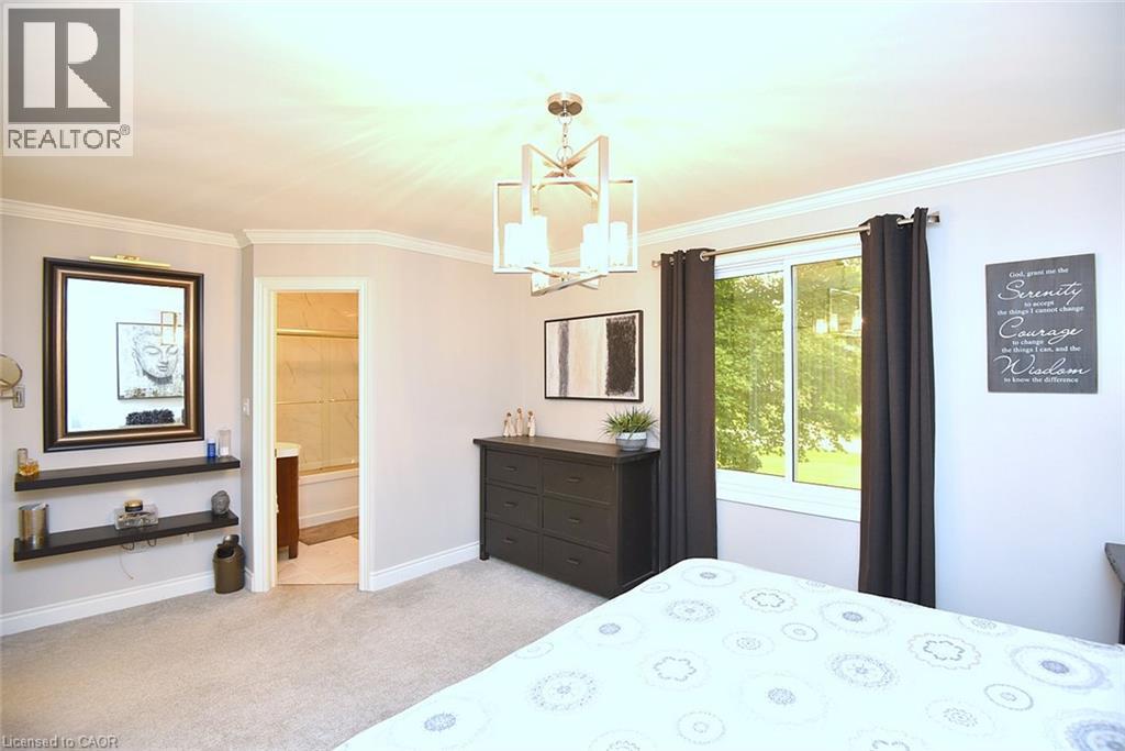 421 8Th Concession Road E, Carlisle, ON - Indoor Photo Showing Bedroom