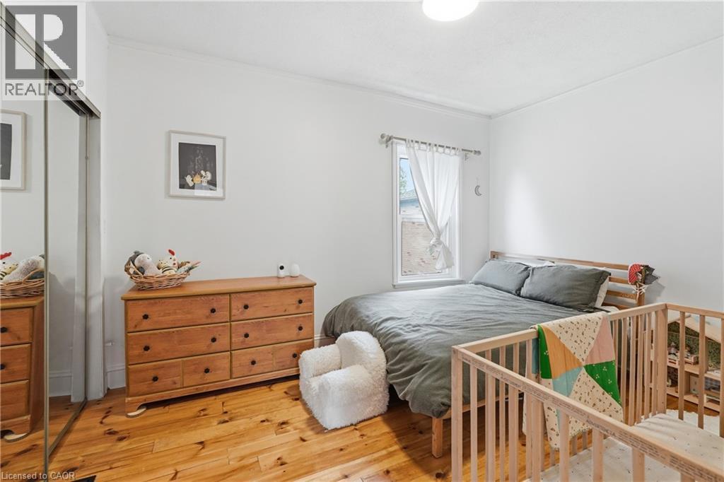 356 Hughson Street, Hamilton, ON - Indoor Photo Showing Bedroom