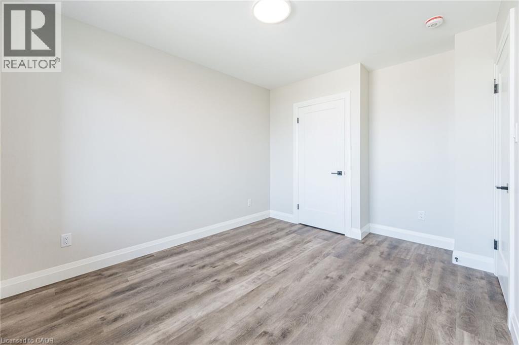 72 Erb Street E Unit# 102, Waterloo, ON - Indoor Photo Showing Other Room