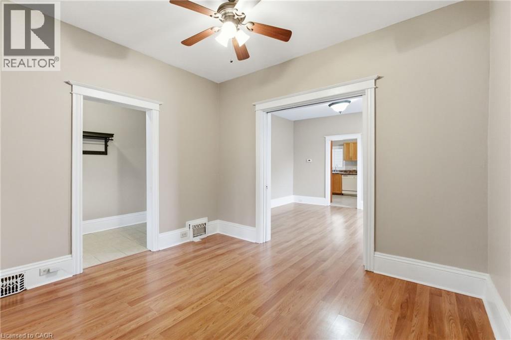 643 Wilson Street, Hamilton, ON - Indoor Photo Showing Other Room