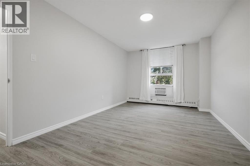 1968 Main Street W Unit# 404, Hamilton, ON - Indoor Photo Showing Other Room