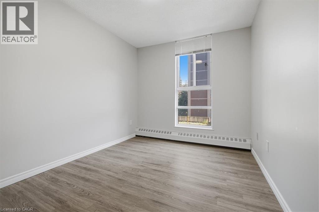 1968 Main Street W Unit# 404, Hamilton, ON - Indoor Photo Showing Other Room