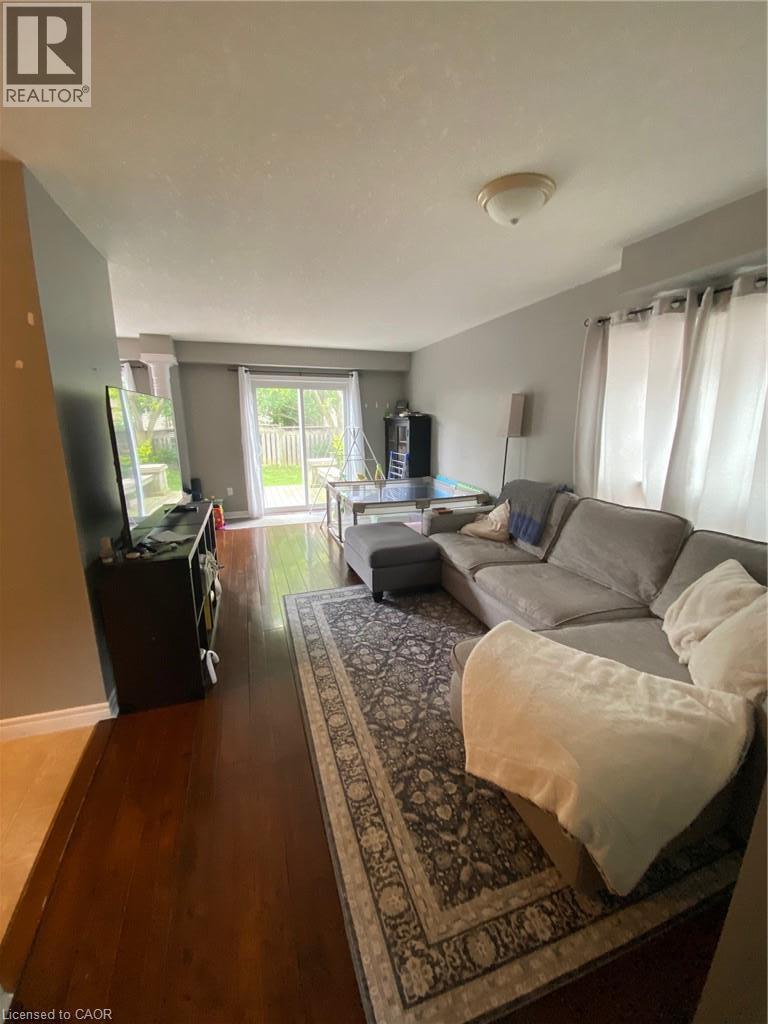 51 Swift Crescent, Guelph, ON - Indoor Photo Showing Living Room