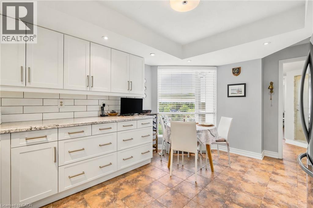 1201 North Shore Boulevard E Unit# 1003, Burlington, ON - Indoor