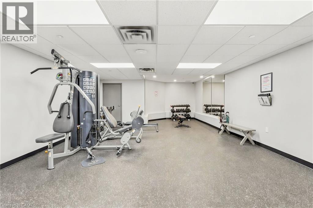 1201 North Shore Boulevard E Unit# 1003, Burlington, ON - Indoor Photo Showing Gym Room