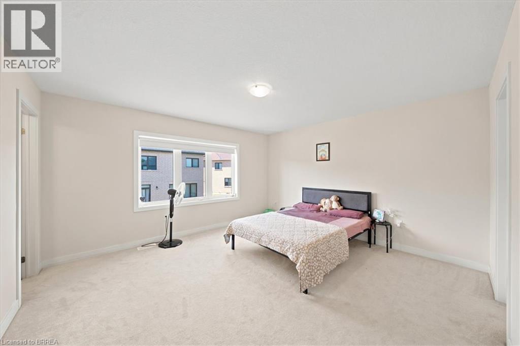 78 Lilac Circle, Caledonia, ON - Indoor Photo Showing Bedroom