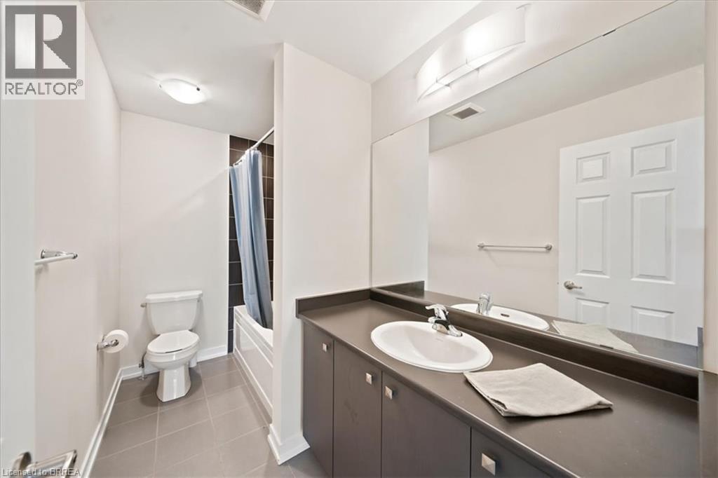78 Lilac Circle, Caledonia, ON - Indoor Photo Showing Bathroom
