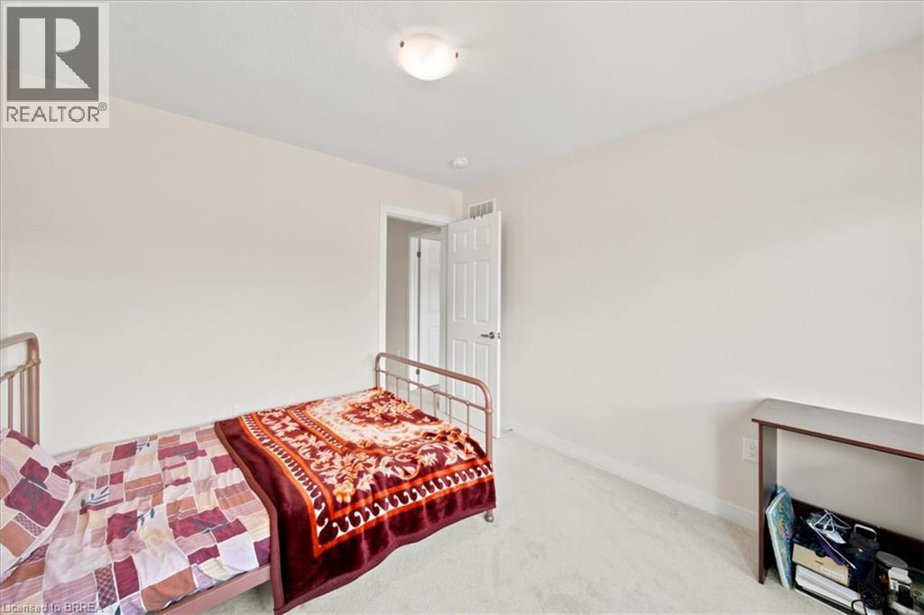 78 Lilac Circle, Caledonia, ON - Indoor Photo Showing Other Room
