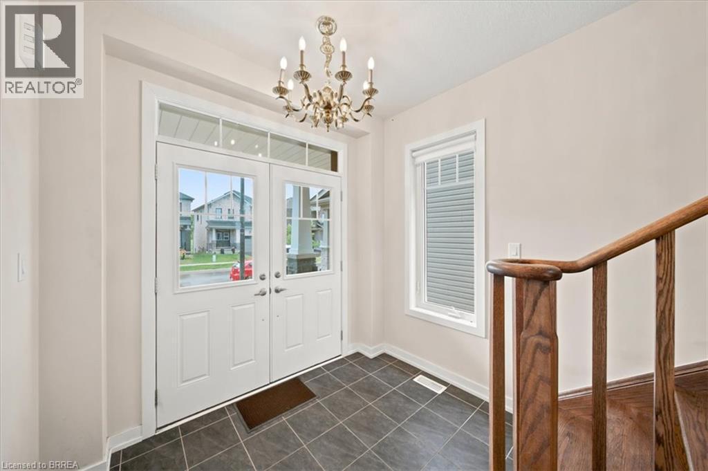 78 Lilac Circle, Caledonia, ON - Indoor Photo Showing Other Room