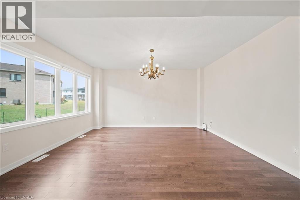 78 Lilac Circle, Caledonia, ON - Indoor Photo Showing Other Room