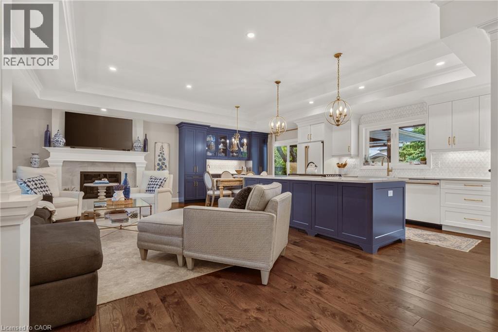 302 Harmony Road, Hamilton, ON - Indoor With Fireplace
