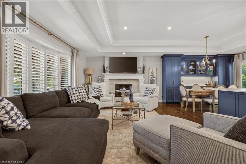 302 Harmony Road, Hamilton, ON - Indoor Photo Showing Living Room With Fireplace
