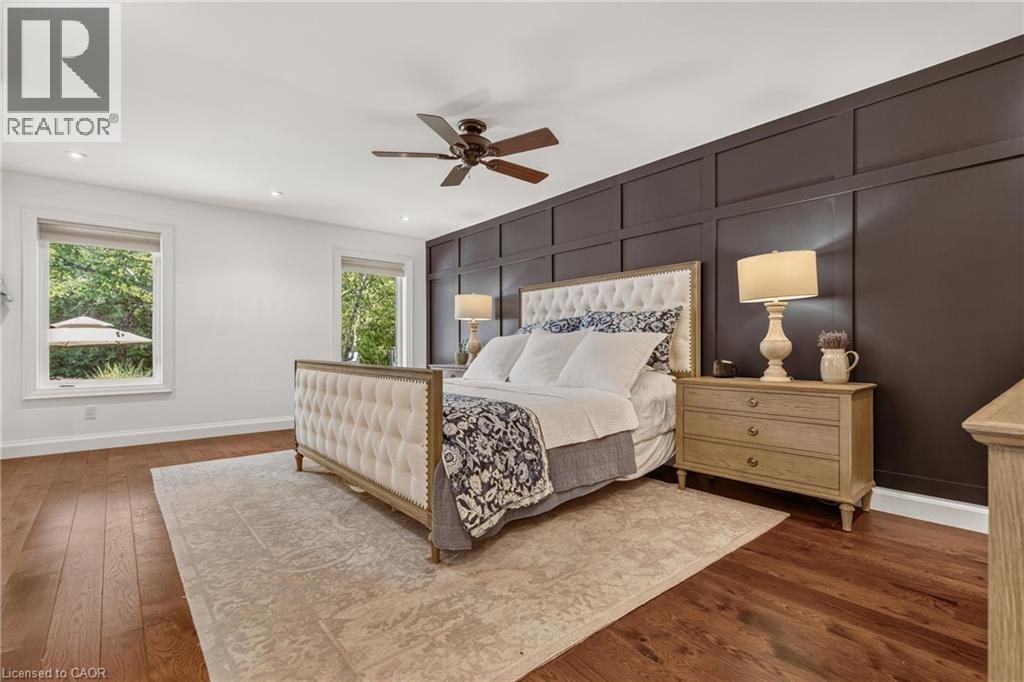 302 Harmony Road, Hamilton, ON - Indoor Photo Showing Bedroom