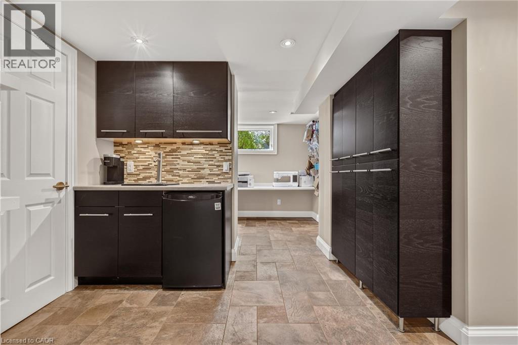 302 Harmony Road, Hamilton, ON - Indoor