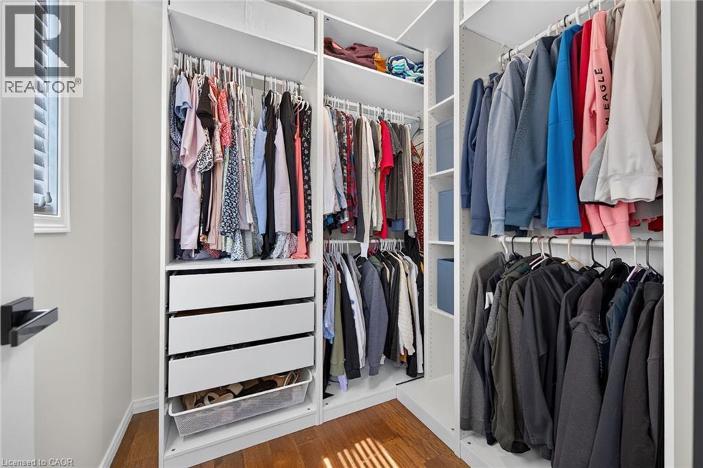 226 Dicenzo Drive, Hamilton, ON - Indoor With Storage