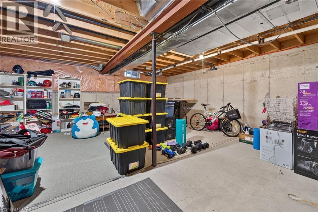 226 Dicenzo Drive, Hamilton, ON - Indoor Photo Showing Basement