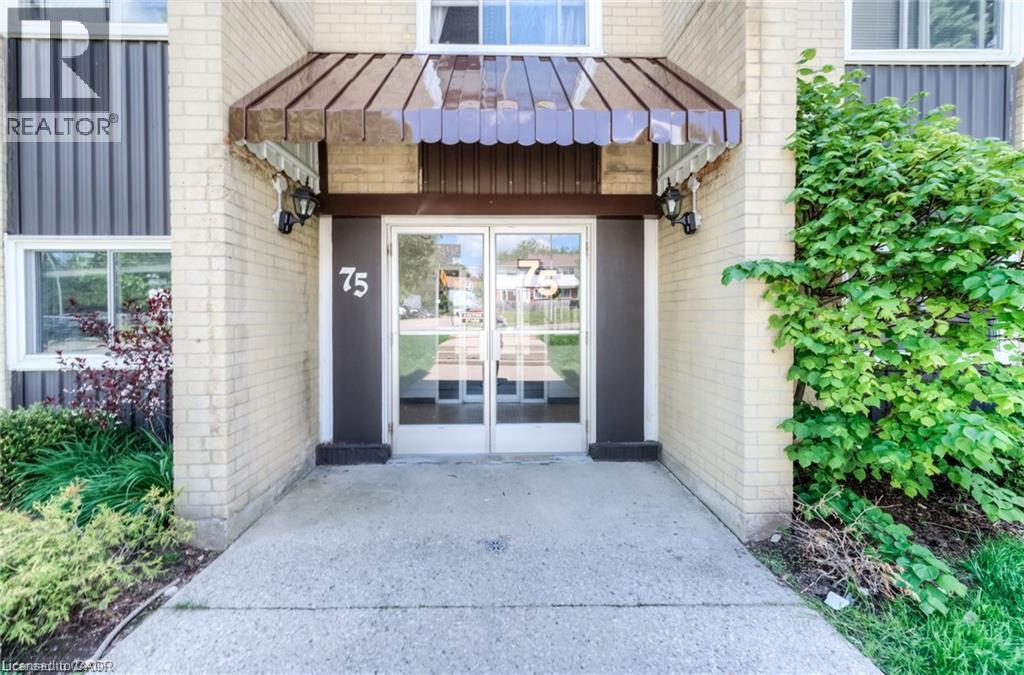 75 Hazelglen Drive Unit# 308, Kitchener, ON - Outdoor
