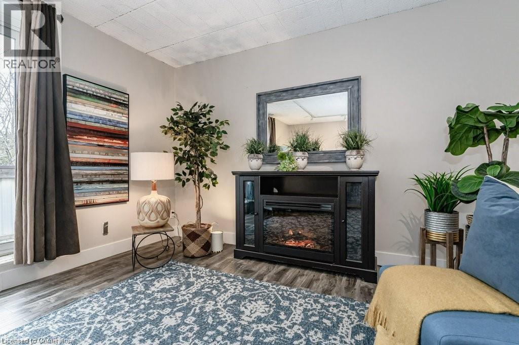 75 Hazelglen Drive Unit# 308, Kitchener, ON - Indoor