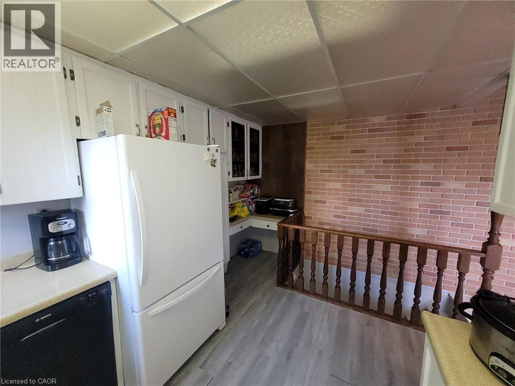 Kitchen - 879 West 5Th Street, Hamilton, ON - Indoor