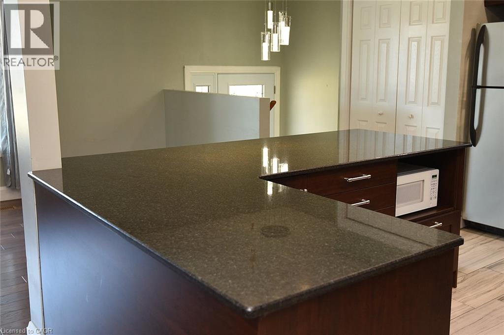 12 Rainham Street, Hamilton, ON - Indoor