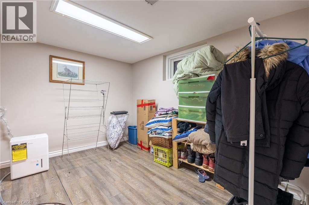 851 Beach Boulevard, Hamilton, ON - Indoor
