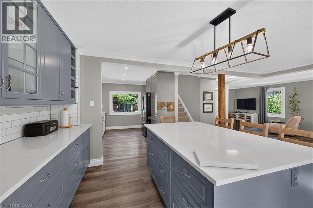 181 Central Drive, Ancaster, ON - Indoor