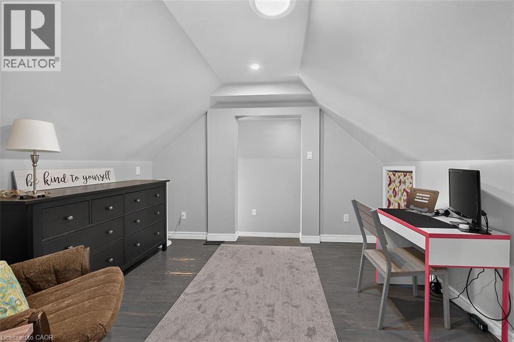 181 Central Drive, Ancaster, ON - Indoor Photo Showing Other Room