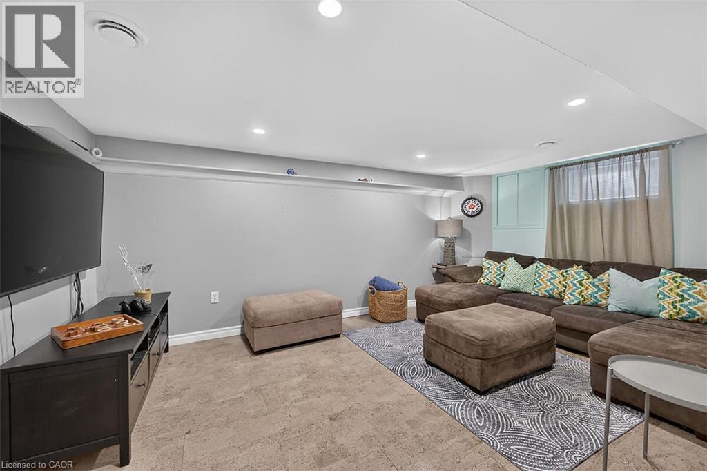 181 Central Drive, Ancaster, ON - Indoor