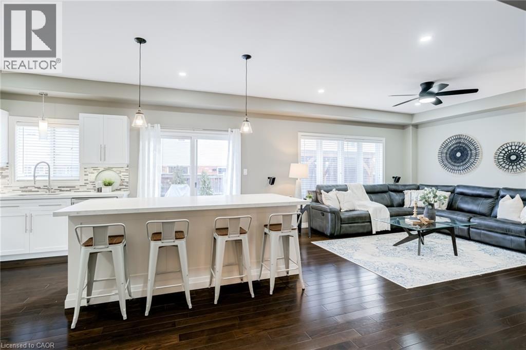 7 Kinsman Drive, Binbrook, ON - Indoor