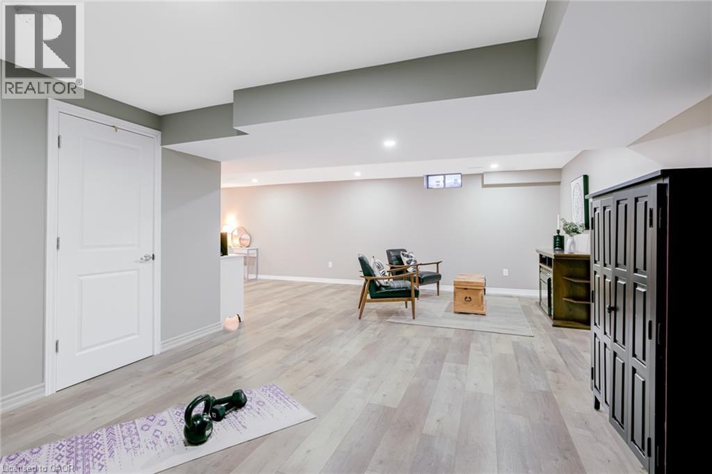 7 Kinsman Drive, Binbrook, ON - Indoor
