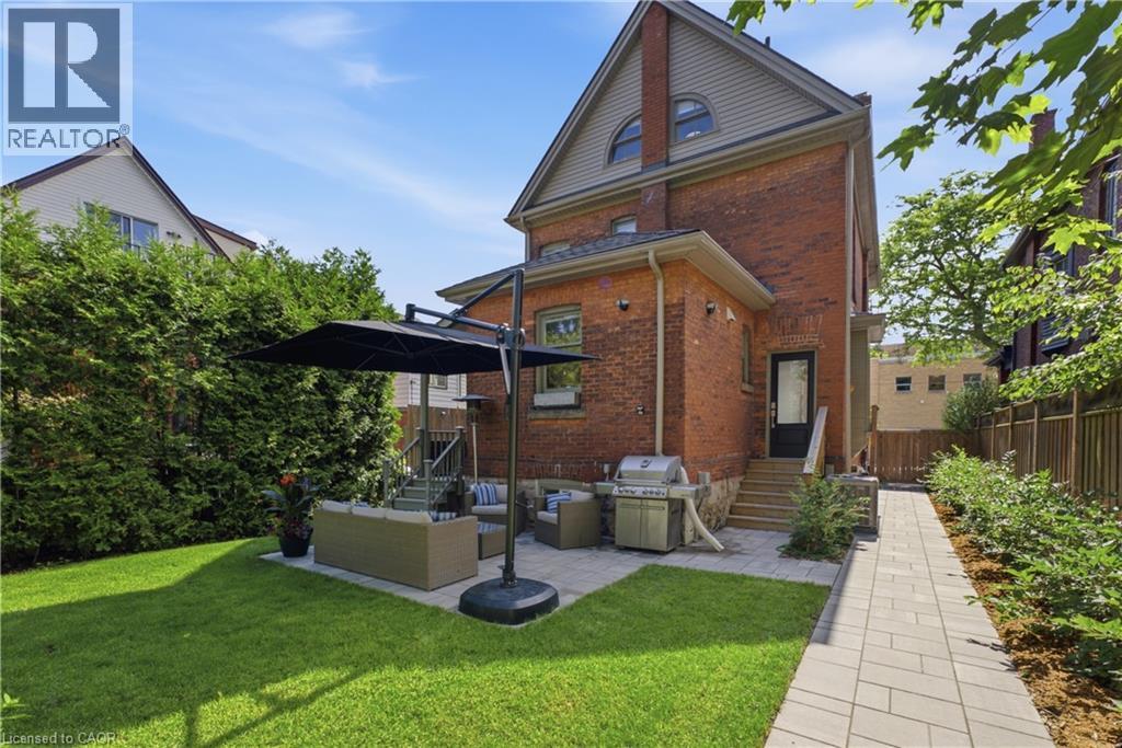 2 Cottage Avenue, Hamilton, ON - Outdoor