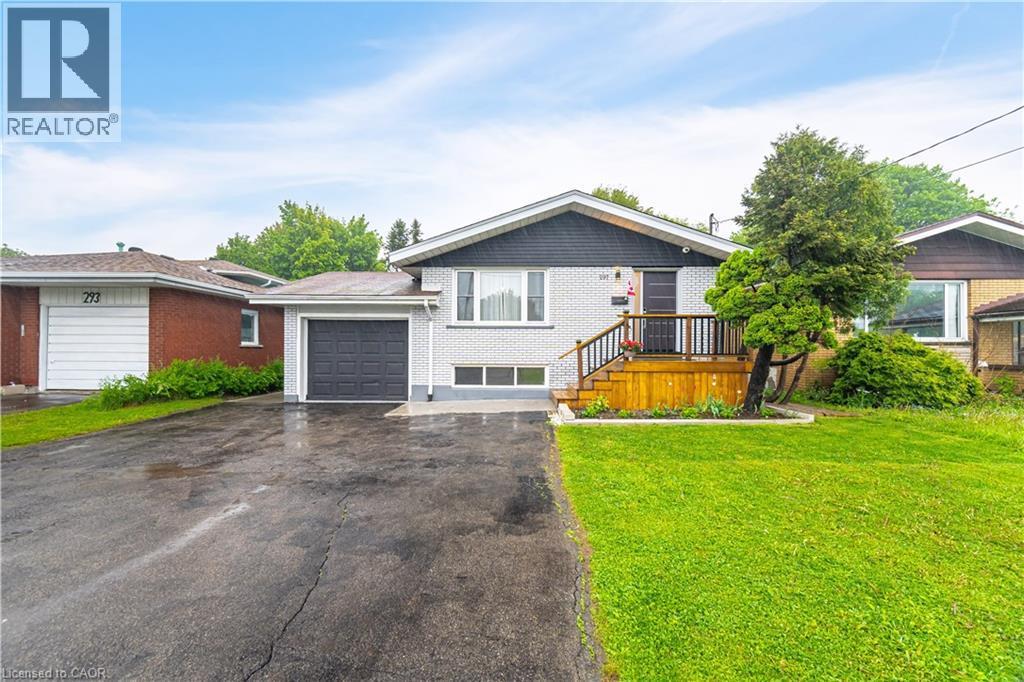 297 Mohawk Road W, Hamilton, ON - Outdoor With Deck Patio Veranda