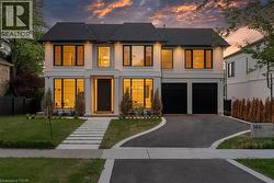 146 THIRD Line Oakville, ON L6L 3Z8