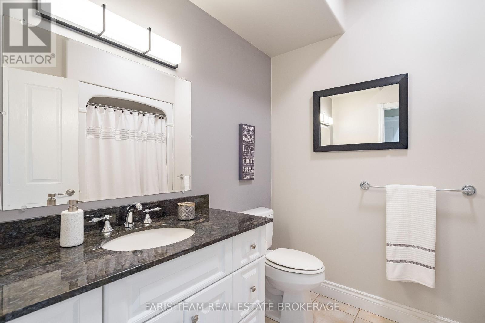 130 Concession 15 W, Tiny, ON - Indoor Photo Showing Bathroom