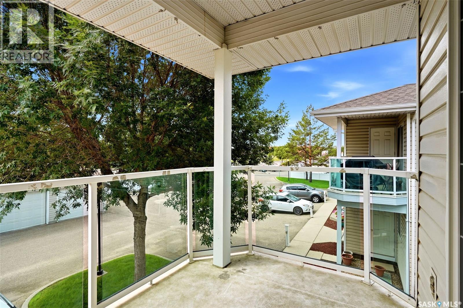 5442 Rochdale Boulevard, Regina, SK - Outdoor With Balcony With Exterior