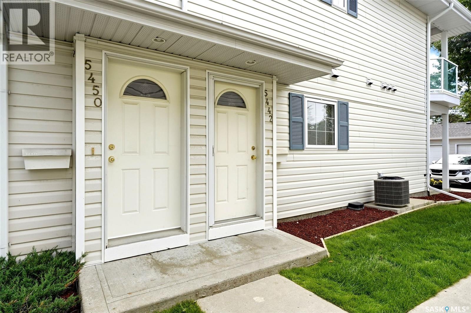 5442 Rochdale Boulevard, Regina, SK - Outdoor With Deck Patio Veranda With Exterior