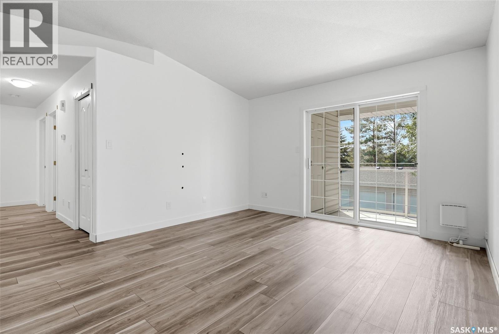 5442 Rochdale Boulevard, Regina, SK - Indoor Photo Showing Other Room