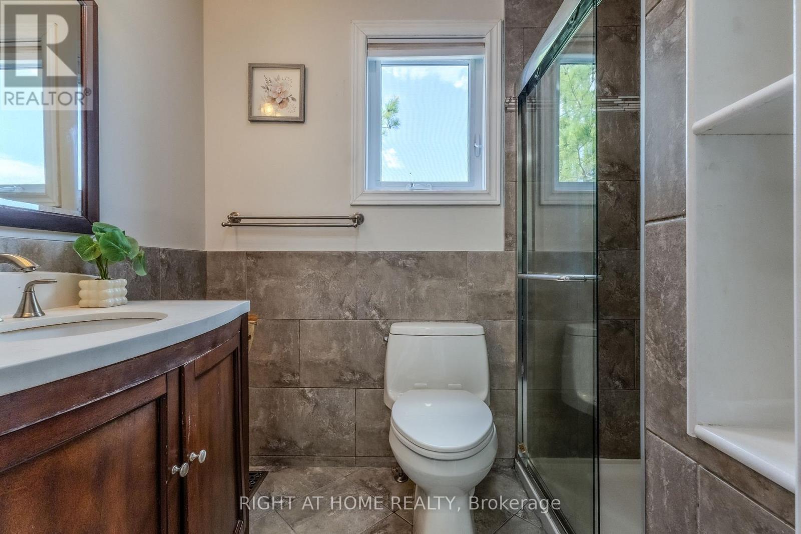 161 Pheasant Run Drive, Ottawa, ON - Indoor Photo Showing Bathroom