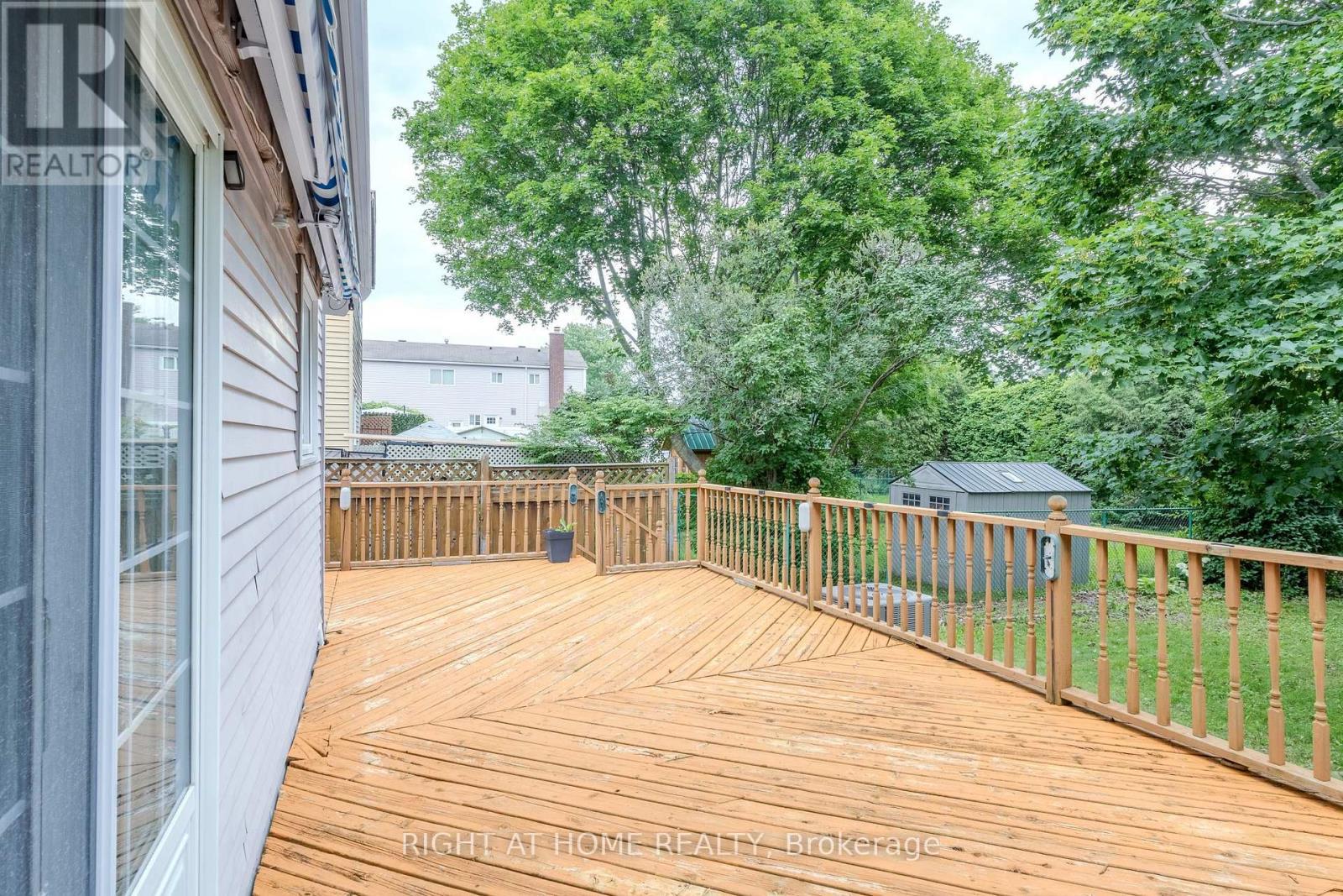 161 Pheasant Run Drive, Ottawa, ON - Outdoor With Exterior