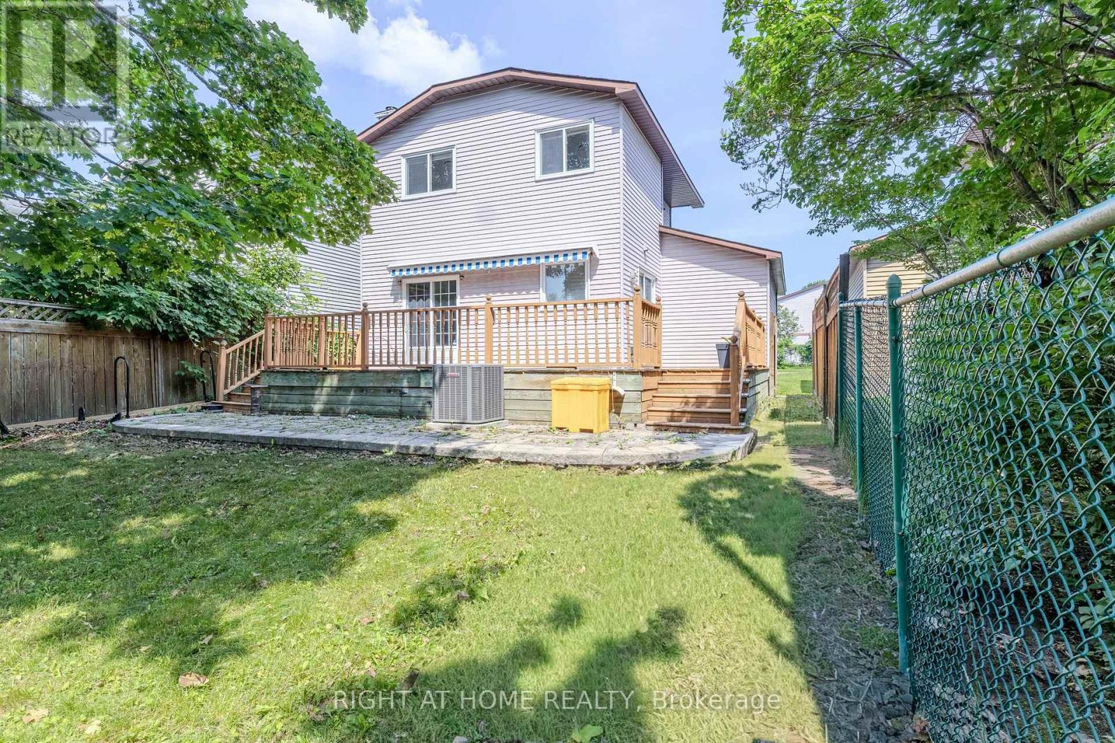 161 Pheasant Run Drive, Ottawa, ON - Outdoor