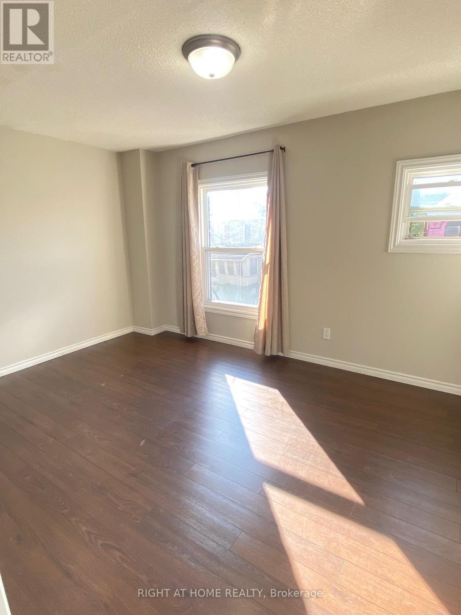 Primary Bedroom - 60 Arthur Avenue N, Hamilton, ON - Indoor Photo Showing Other Room