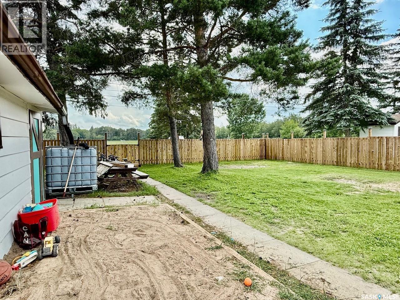 11 Vetshome Drive, Lanigan, SK - Outdoor