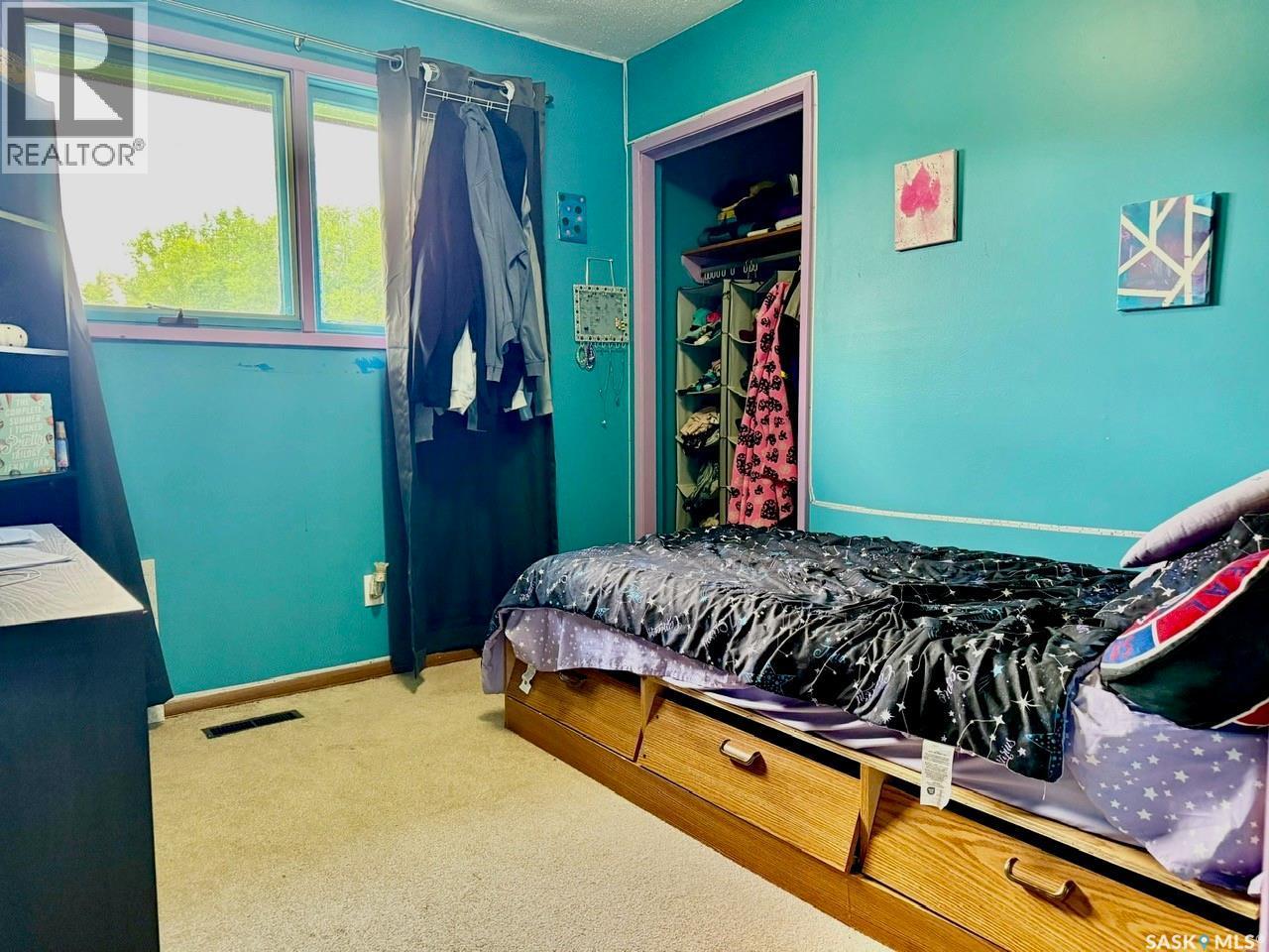 11 Vetshome Drive, Lanigan, SK - Indoor Photo Showing Bedroom