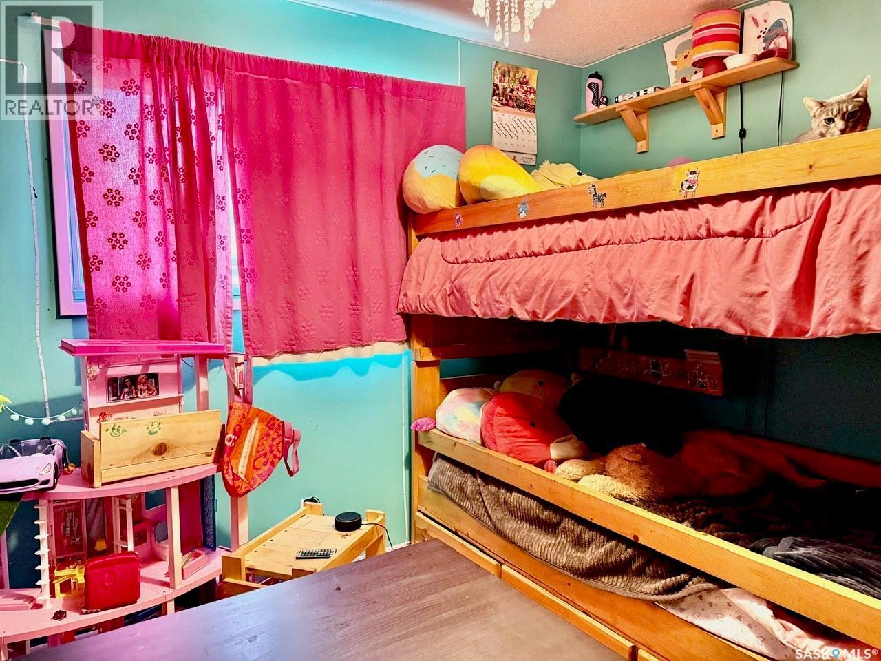 11 Vetshome Drive, Lanigan, SK - Indoor Photo Showing Bedroom