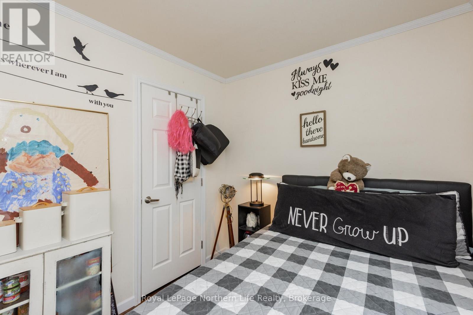 5127 Highway 534, Nipissing, ON - Indoor Photo Showing Other Room
