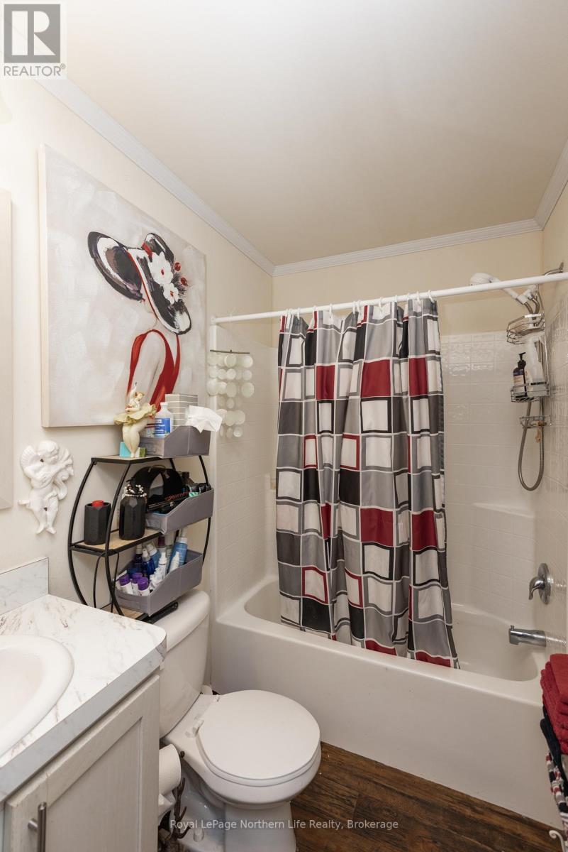 5127 Highway 534, Nipissing, ON - Indoor Photo Showing Bathroom