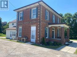 3 - 859 DUNDAS STREET W Whitby (Lynde Creek), ON L1N 2N6