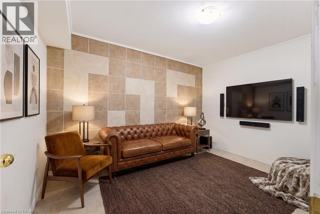 5 Eugene Drive, Guelph, ON - Indoor