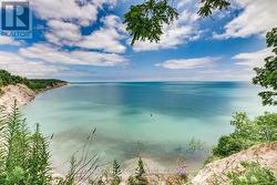 136 BRAYSIDE STREET Central Elgin (Port Stanley), ON N5L 1A2